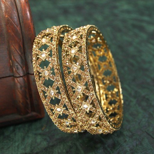 Elegant Polki Bangles