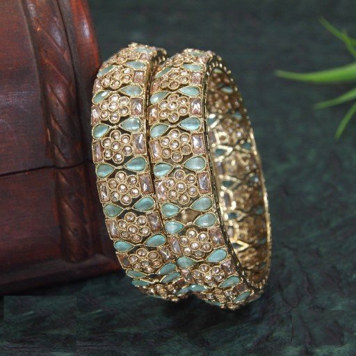 Desirable Polki Bangles