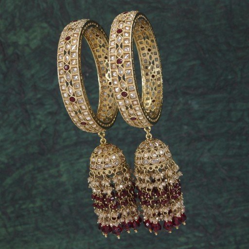 Prepossessing Polki Bangles